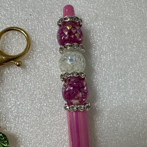 ✨ Pink Cherry Keychain & Pen Set ✨ - Picture 5 of 8